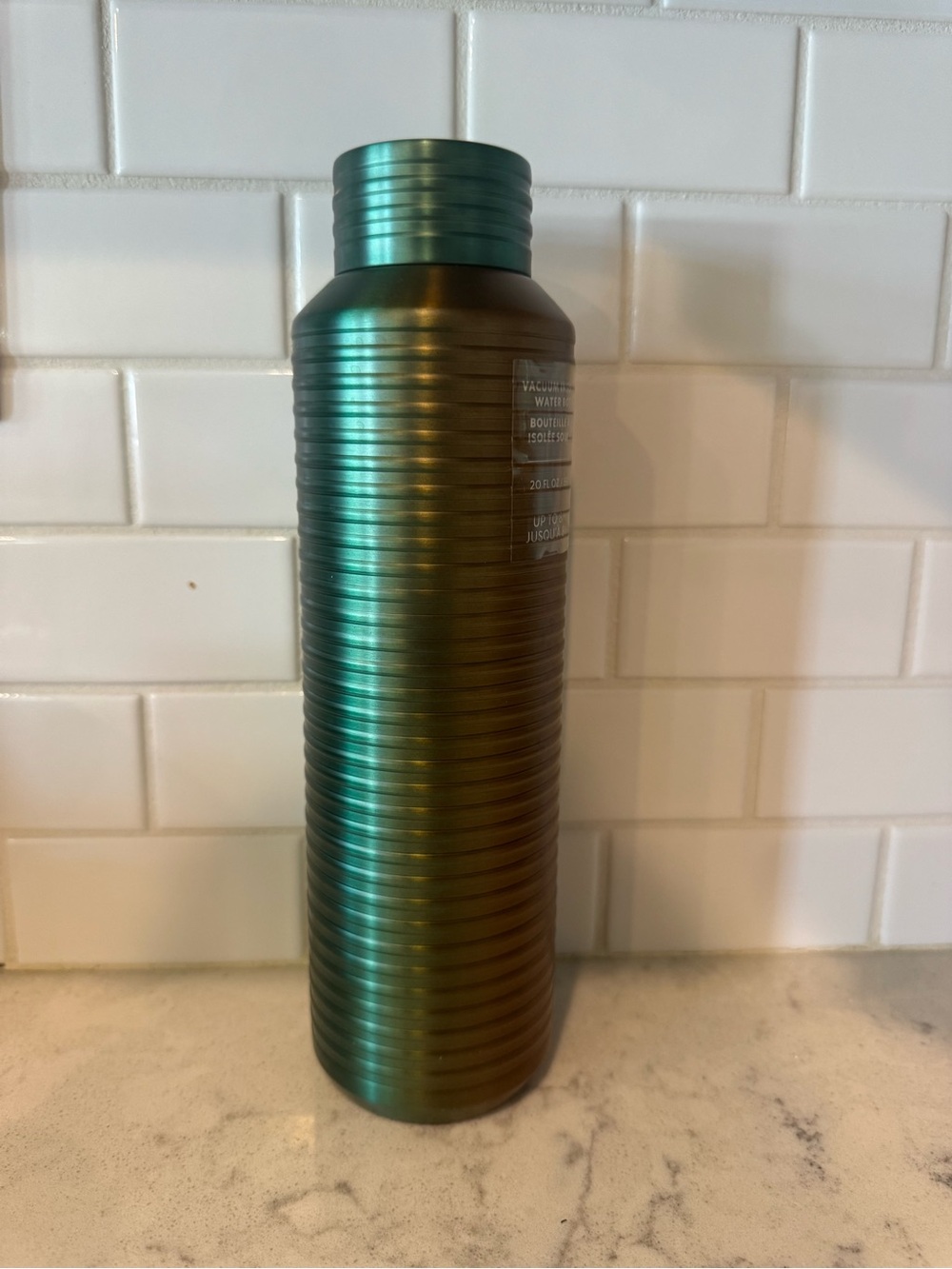 Starbucks 2022 Green Gold Ombre Vacuum Insulated  20 Oz Water Bottle Tumbler New